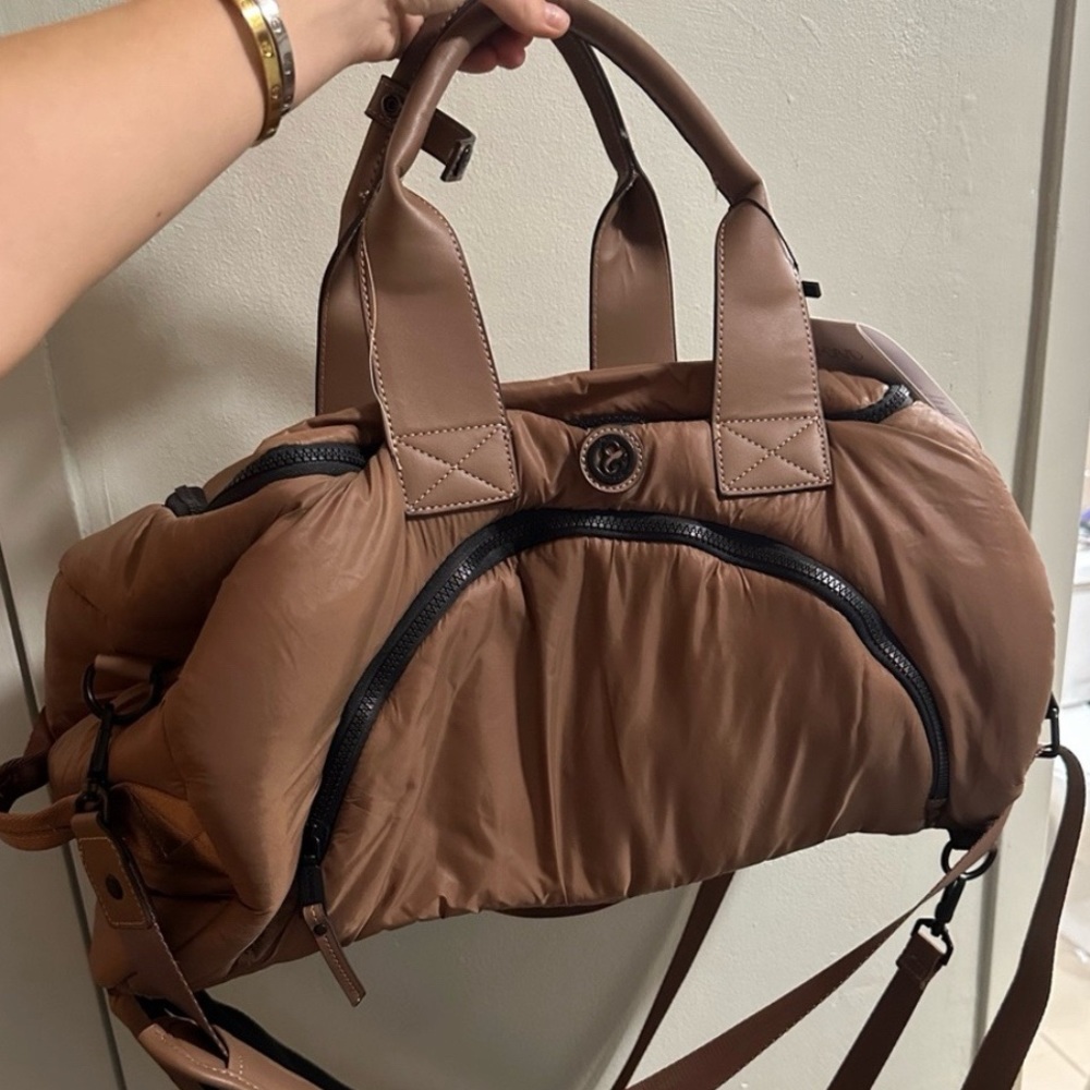 NEW Joan & DAVID duffle/backpack